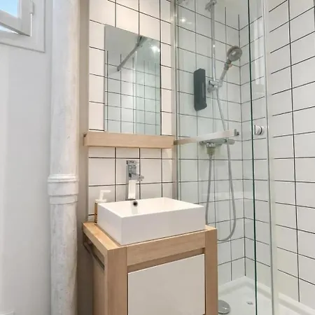 Invalides Stylish 2 Bedroom With Netflix * パリ